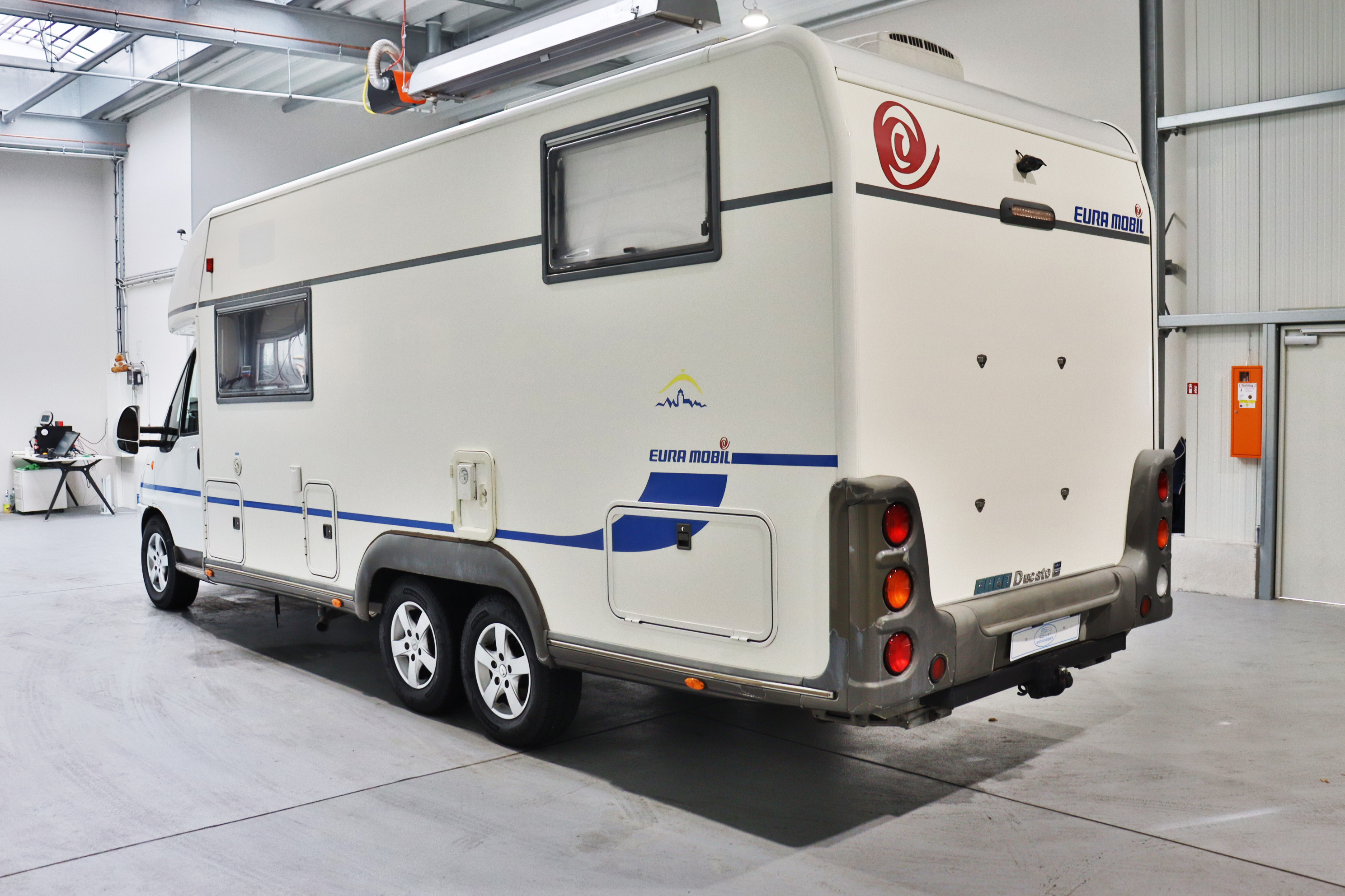 EURAMOBIL Contura 742 EB beim Wohnmobilpark in Bad Honnef kaufen